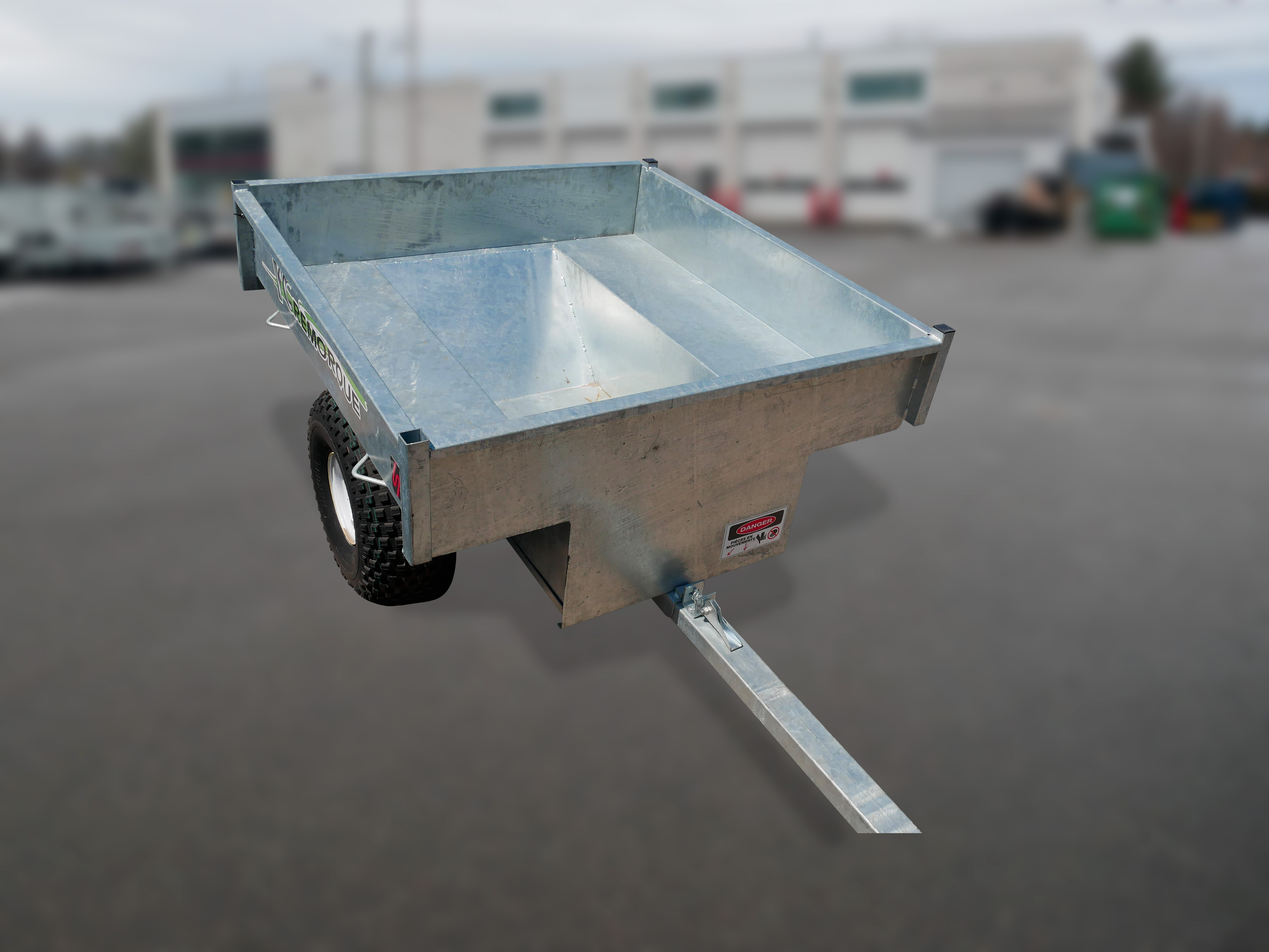 CHAMBERLAND IND VTG 46x48