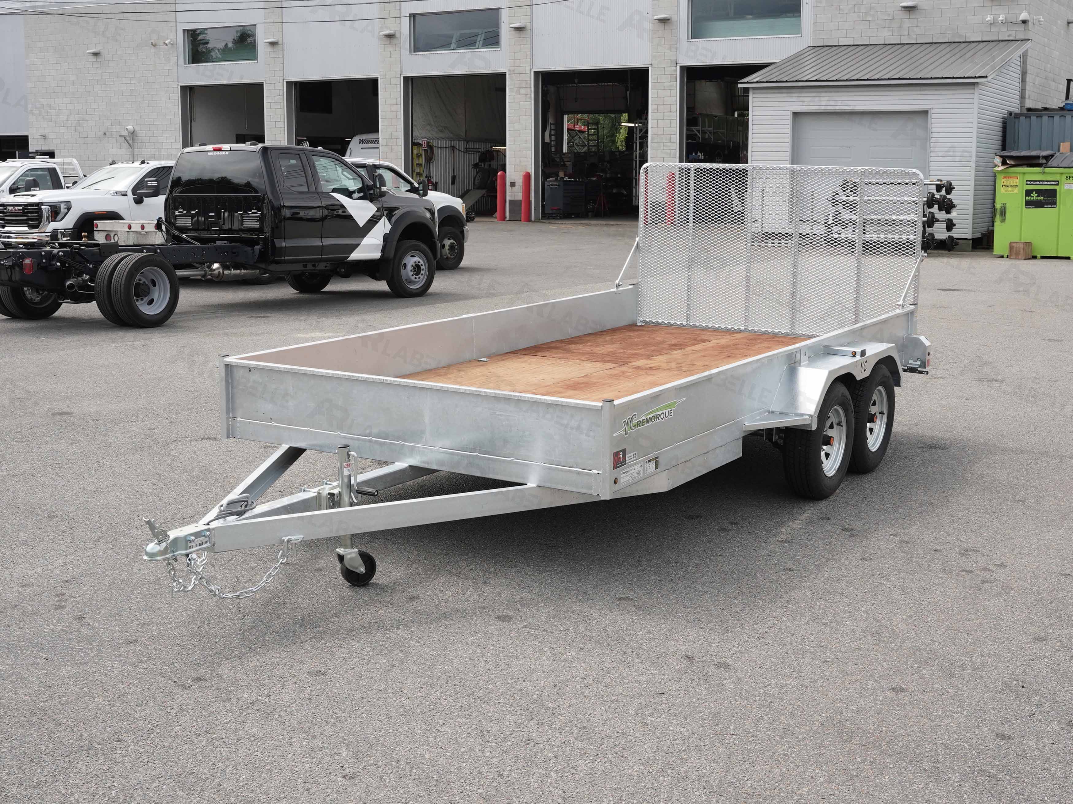 CHAMBERLAND IND LRF 82x168 2G